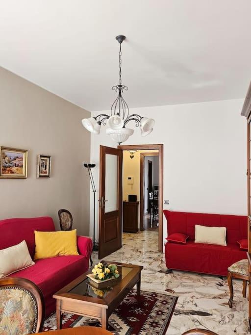 La Casa Di Nonna Gina Apartment Alba  Exterior photo