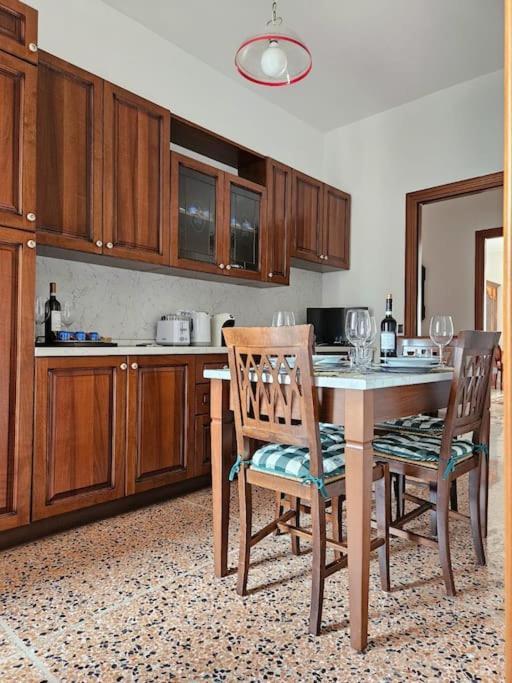 La Casa Di Nonna Gina Apartment Alba  Exterior photo